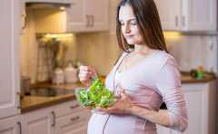 <b>怀孕期间注意哪些饮食？不能吃的坚决不要吃</b>