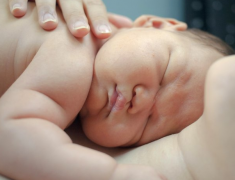 宝宝肾虚脾虚食疗怎么补，宝宝的身体健康和这些息