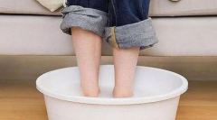 6岁男孩泡脚加强免疫力吗 如何正确泡脚呢